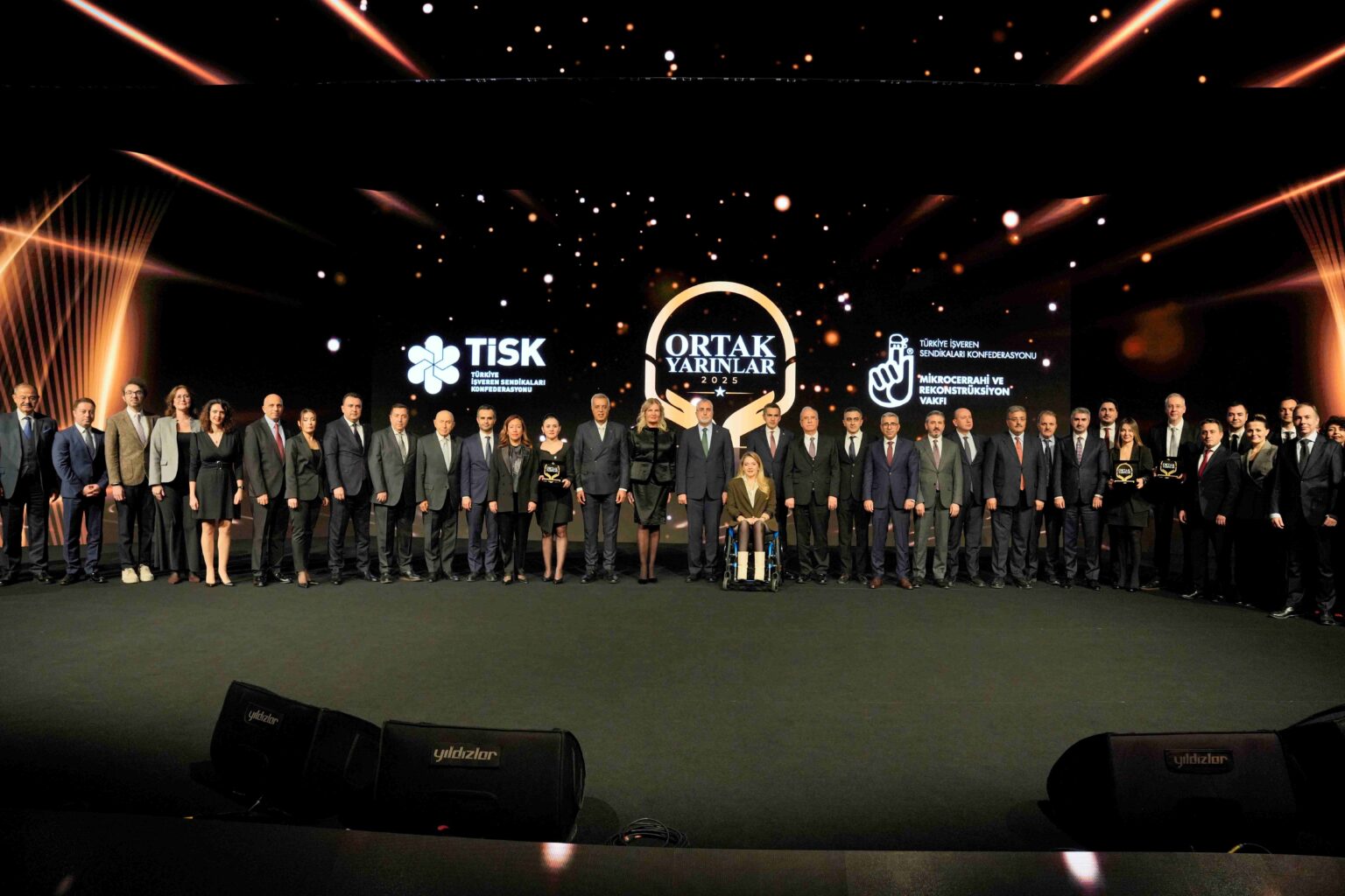 Akçansa’nın Marmara Adaları Yapay Resif Projesi’ne TİSK’ten “Yeşil Dönüşüm” Ödülü